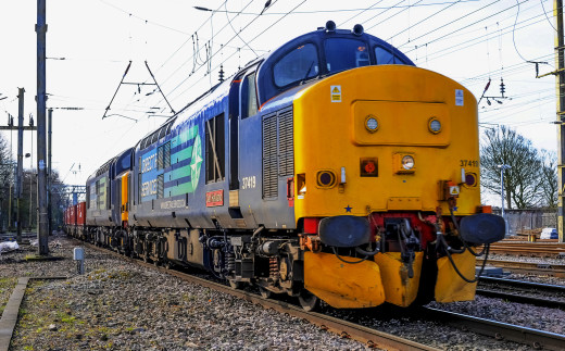 887909 (a): :2048x1270